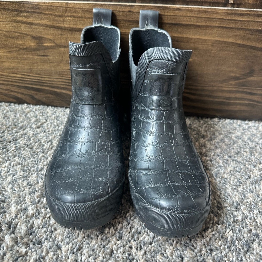 Joules Black Croc-Embossed Rain Boots